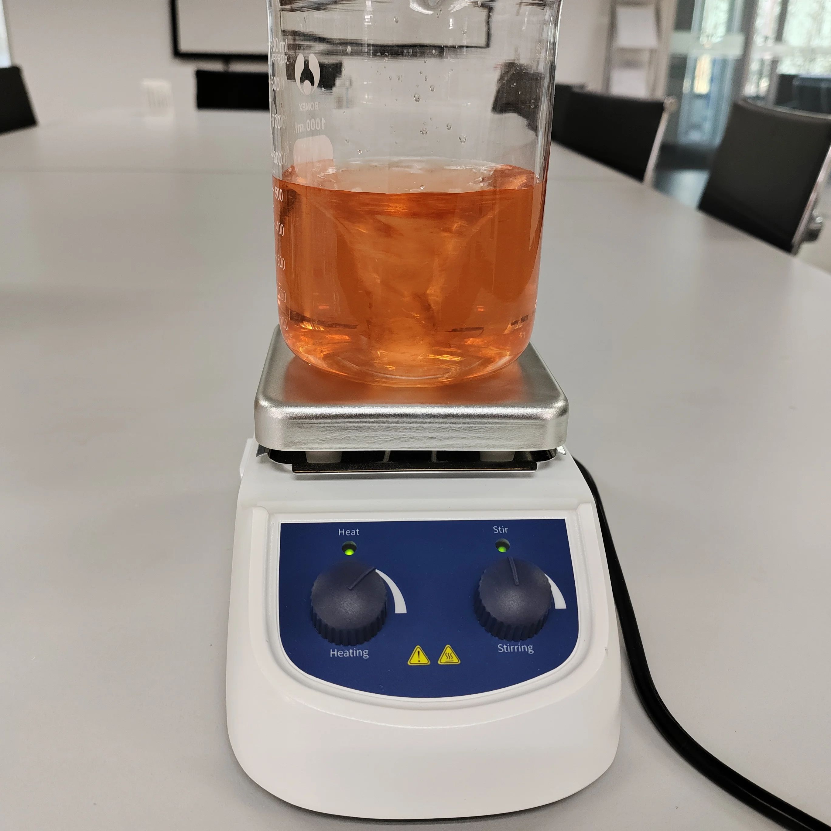 Магнитная мешалка-плитка MS4-H – обзор и цена Lab Equipment